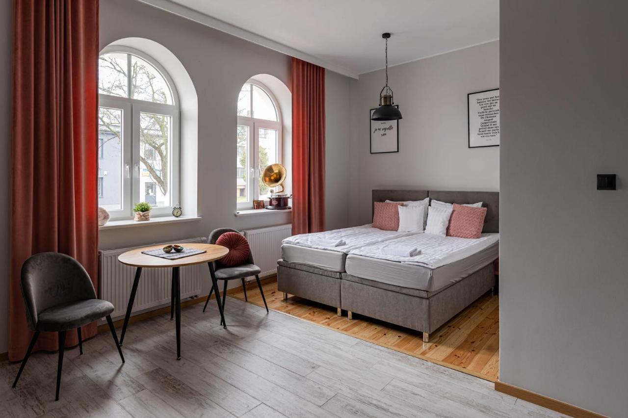 Apartamenty W Kamienicy Sieradz Exterior photo