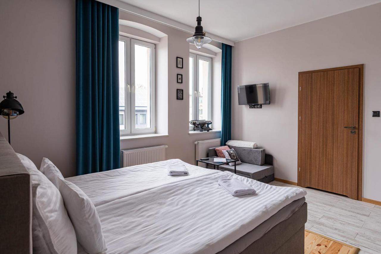 Apartamenty W Kamienicy Sieradz Exterior photo